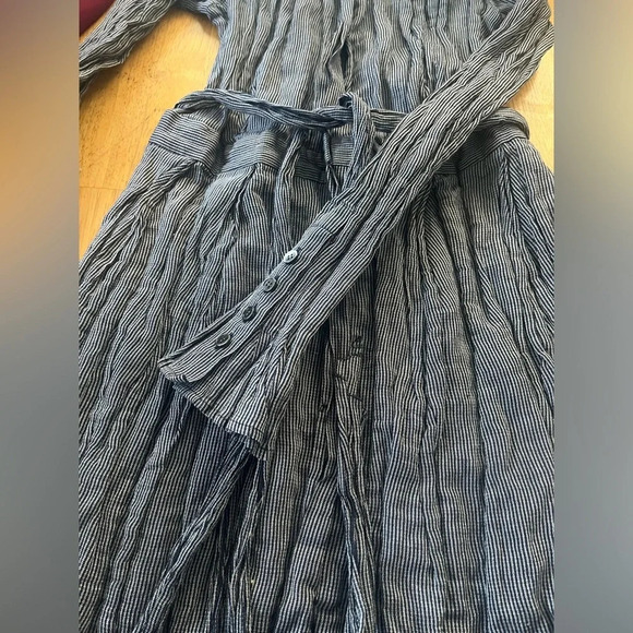 Charles Nolan black and gray striped button front long sleeve maxi dress… - Picture 4 of 7